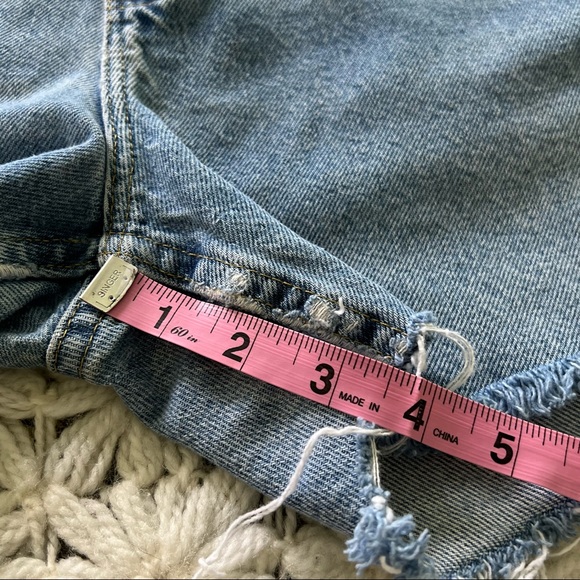 Vintage Riders High Rise Cut Off Blue Jean Shorts - Picture 12 of 12